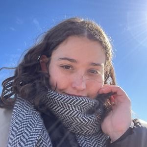 Meet your Posher, Magdalena